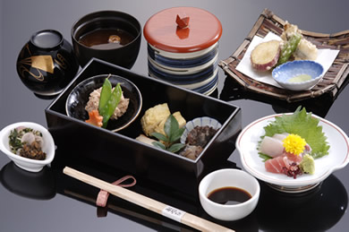 懐石弁当 雪